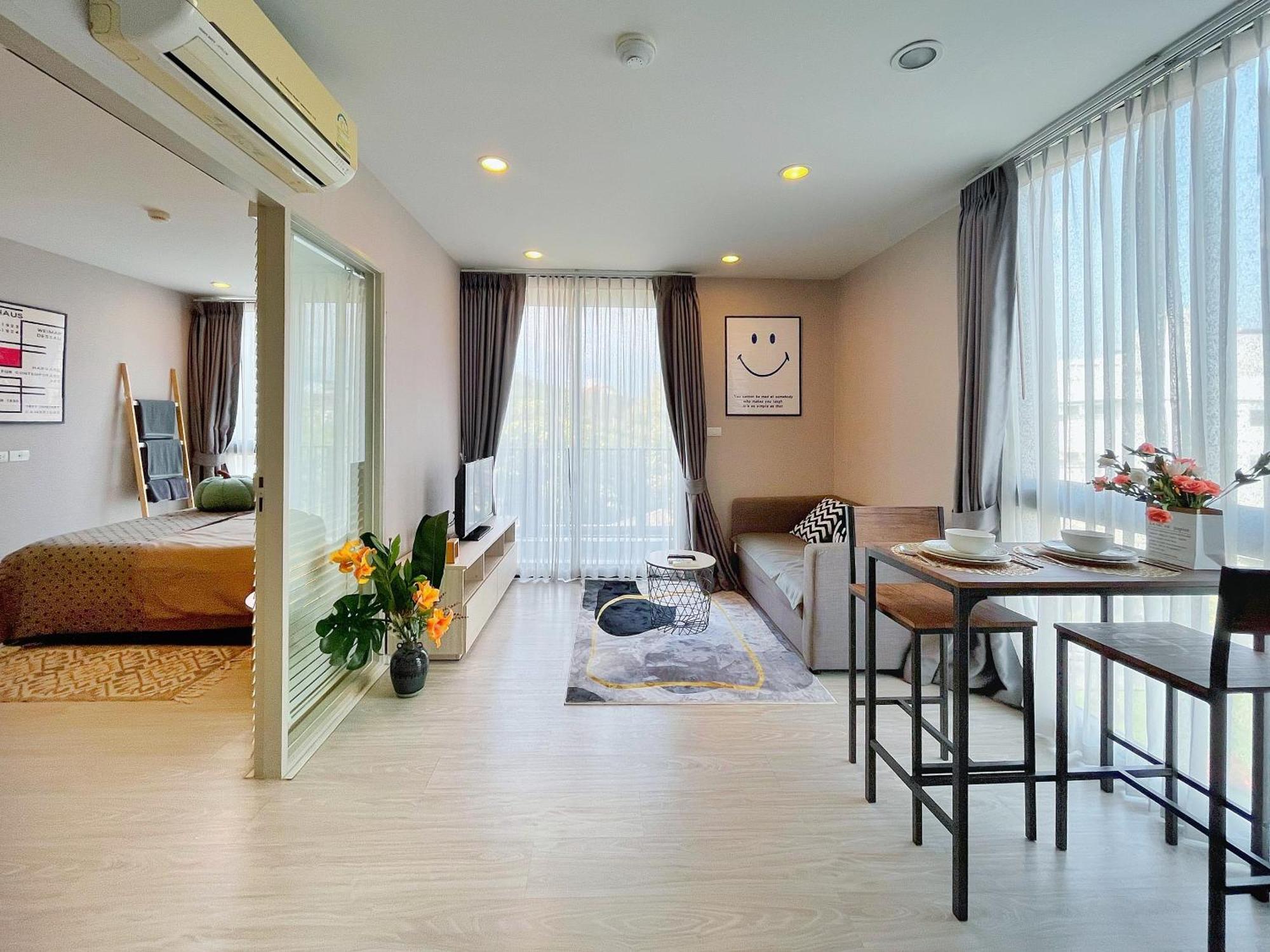 Cm Design Space In Ninman Maya Чиангмай Екстериор снимка